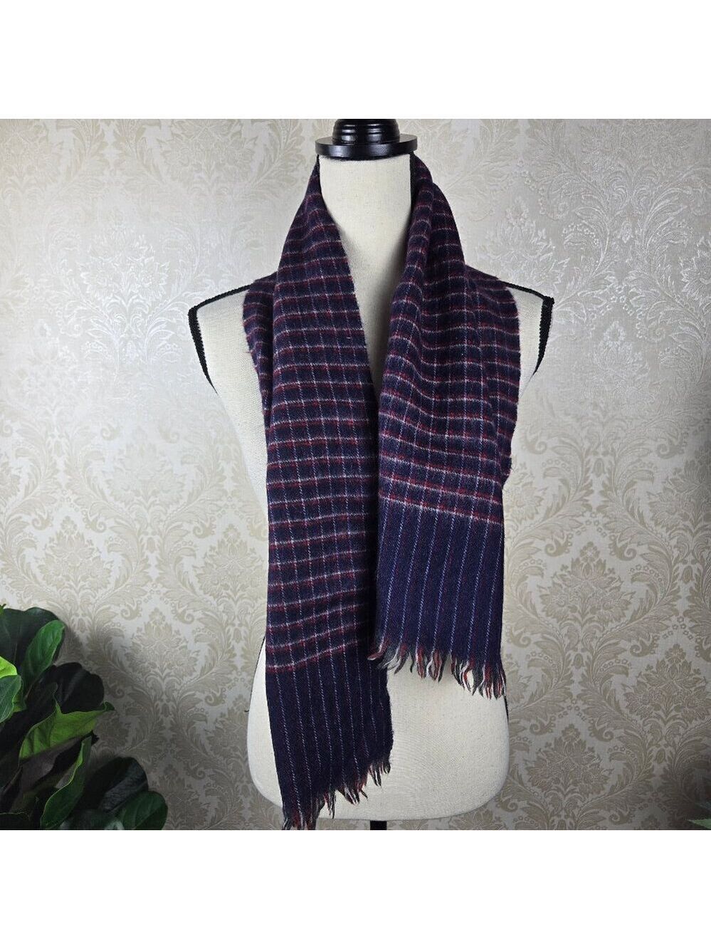 Plaid 100% Lambs Wool Oblong Scarf Navy Blue, Red, White Small Fringed Ends